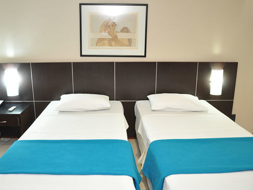 Hotel Crystal Plaza